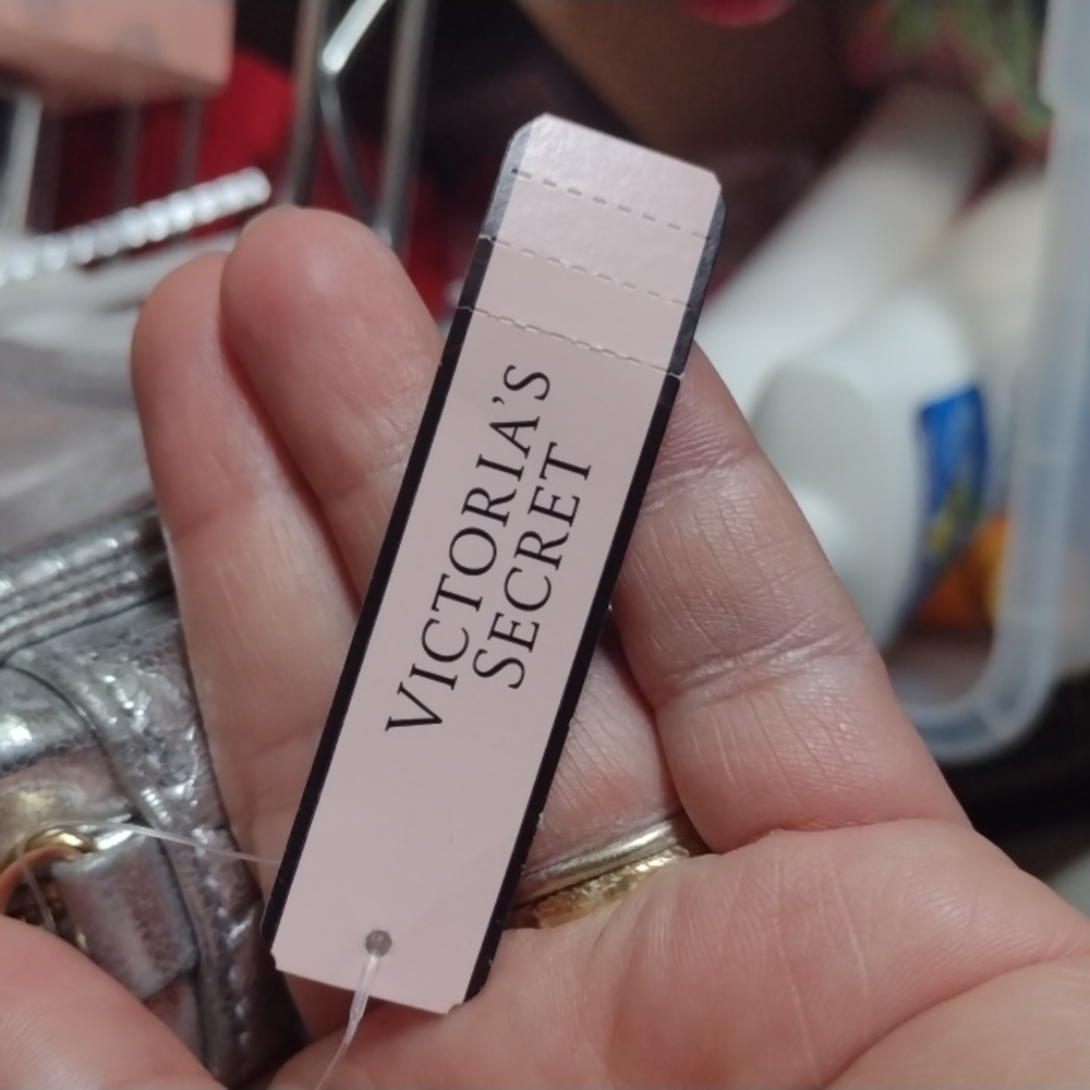 Victoria Secret Silver sling bag - Picture 3 of 7